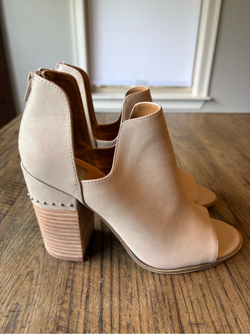 Dolce Vita Open-Toe Cutout Booties in Light Taupe